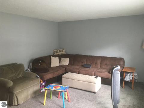 4419 Eagle Crest Dr, Williamsburg, MI 49690 photo 3