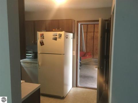 4419 Eagle Crest Dr, Williamsburg, MI 49690 photo 5