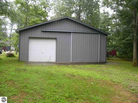3382 Meadowbrook Dr, Harrison, MI 48625 photo 11