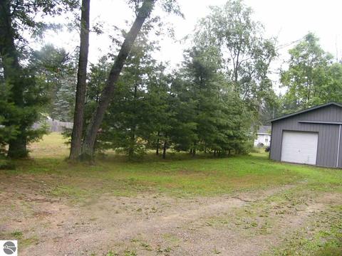 3382 Meadowbrook Dr, Harrison, MI 48625 photo 12