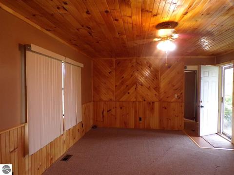 8850 E 10 12 Mile Rd, Manton, MI 49663 photo 7