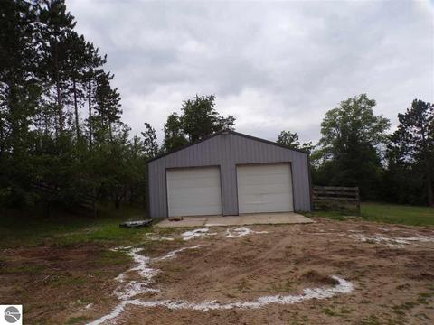 8850 E 10 12 Mile Rd, Manton, MI 49663 photo 3