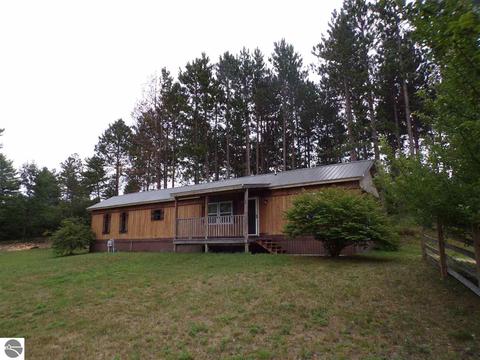 8850 E 10 12 Mile Rd, Manton, MI 49663 photo 2