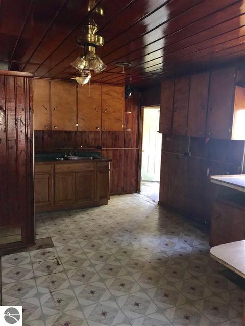175 N Huron, Au Gres, MI 48703 photo 8