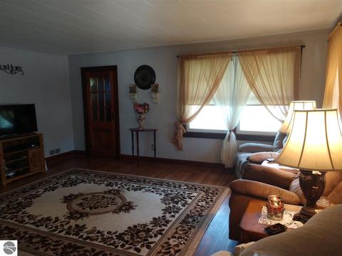 115 E Saginaw, Au Gres, MI 48703 photo 7