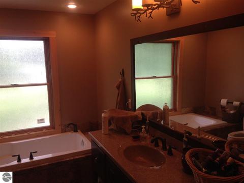 4476 W Saint Charles Rd, Ithaca, MI 48847 photo 31