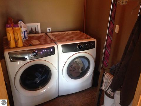 4476 W Saint Charles Rd, Ithaca, MI 48847 photo 38