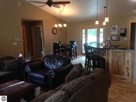 4476 W Saint Charles Rd, Ithaca, MI 48847 photo 11