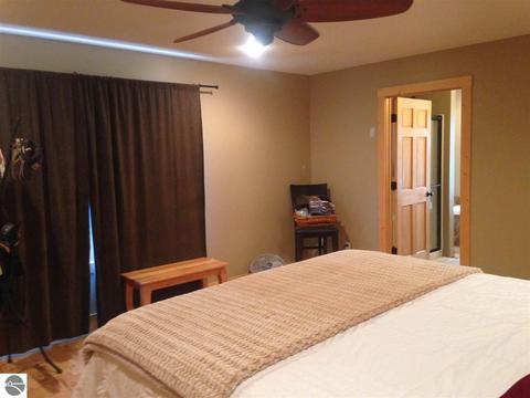 4476 W Saint Charles Rd, Ithaca, MI 48847 photo 29