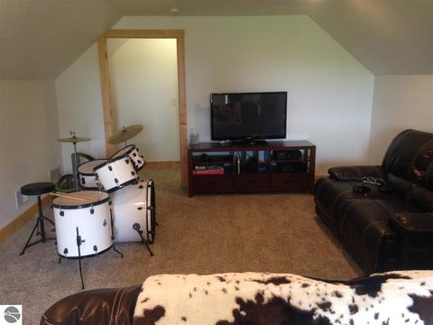 4476 W Saint Charles Rd, Ithaca, MI 48847 photo 22
