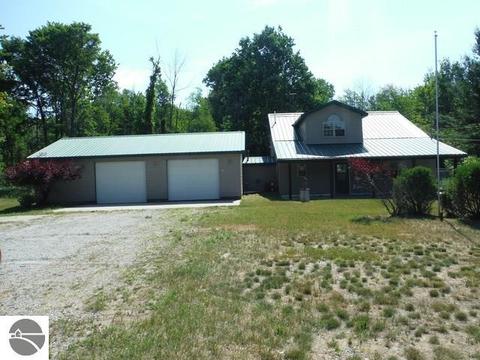 651 S Delano Rd, Au Gres, MI 48703 photo 1