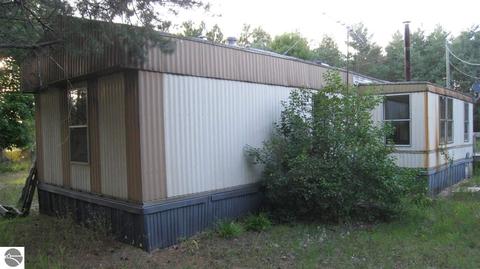 2209 N Lamb Rd, Interlochen, MI 49643 photo 7