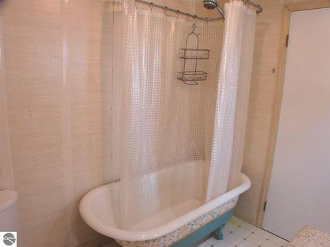 2426 N Bagley Rd, Ithaca, MI 48847 photo 19