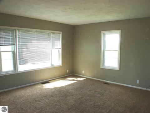 2426 N Bagley Rd, Ithaca, MI 48847 photo 16