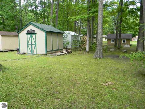 2364 Wildwood Rd, Lupton, MI 48635 photo 16