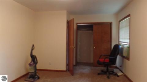 92 E Remus Rd, Mount Pleasant, MI 48858 photo 14
