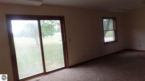 92 E Remus Rd, Mount Pleasant, MI 48858 photo 7