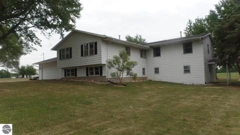 92 E Remus Rd, Mount Pleasant, MI 48858 photo 1