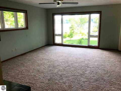 4299 E Shore Dr, Grawn, MI 49637 photo 14