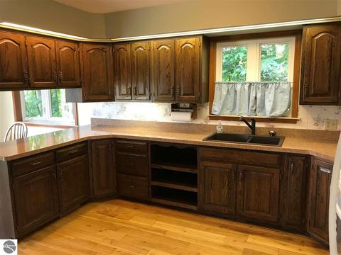 4299 E Shore Dr, Grawn, MI 49637 photo 9