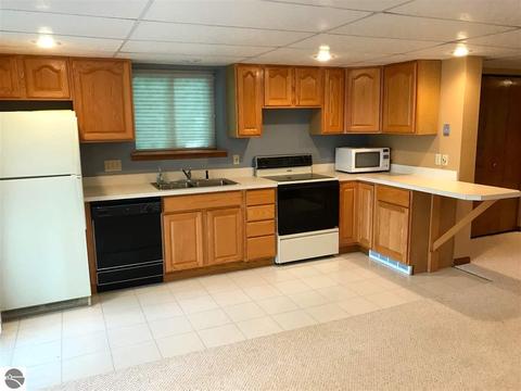 4299 E Shore Dr, Grawn, MI 49637 photo 25