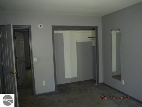 683 E Allen Ct, Au Gres, MI 48703 photo 3