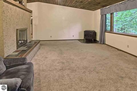 6445 E Lincoln Rd, Cedar, MI 49621 photo 7