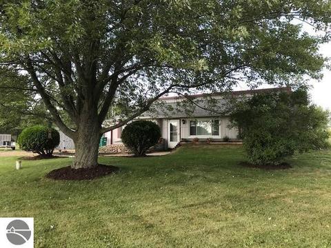 5631 S Wise Rd, Shepherd, MI 48883 photo 1