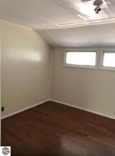 116 N Ithaca St, Ithaca, MI 48847 photo 15