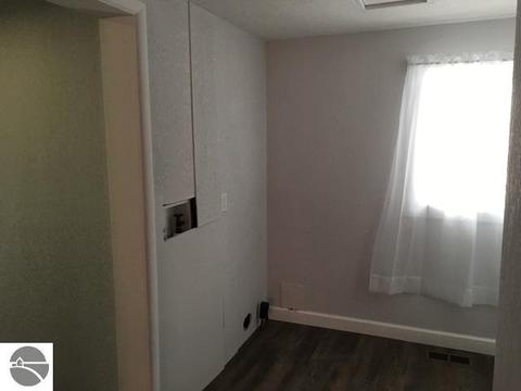 2873 E Baseline Rd, Mount Pleasant, MI 48858 photo 13