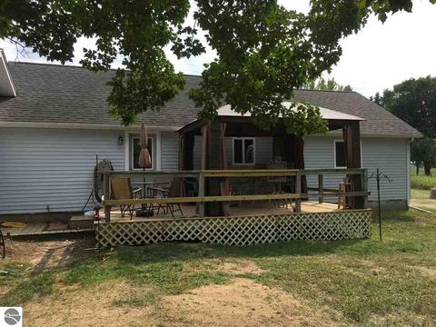 2873 E Baseline Rd, Mount Pleasant, MI 48858 photo 27