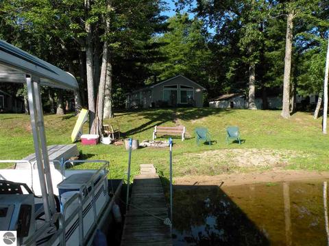 6332 Maple, Gladwin, MI 48624 photo 20