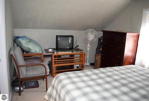 243 E Wright Ave, Shepherd, MI 48883 photo 7