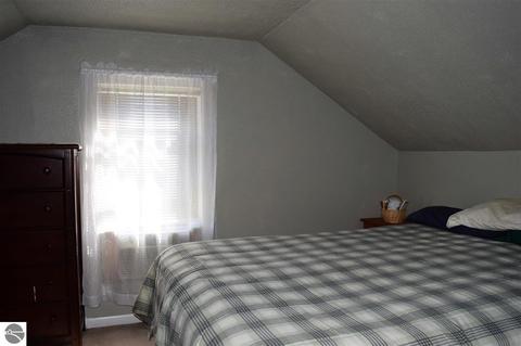 243 E Wright Ave, Shepherd, MI 48883 photo 8