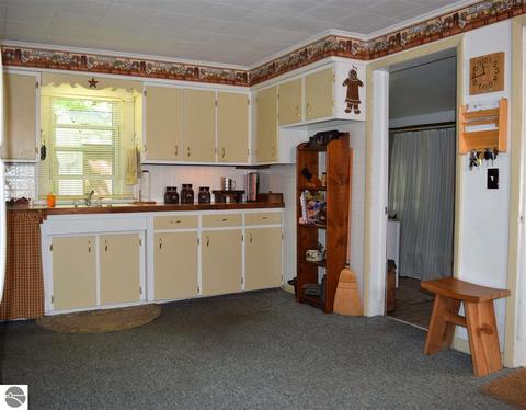 243 E Wright Ave, Shepherd, MI 48883 photo 15