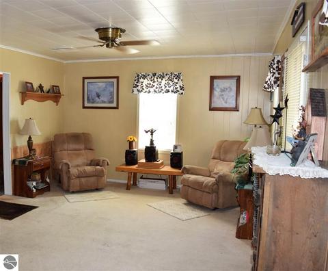 243 E Wright Ave, Shepherd, MI 48883 photo 11