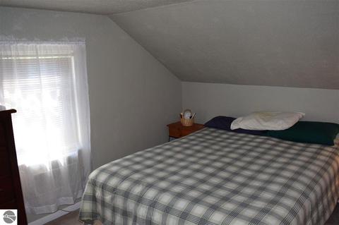 243 E Wright Ave, Shepherd, MI 48883 photo 6