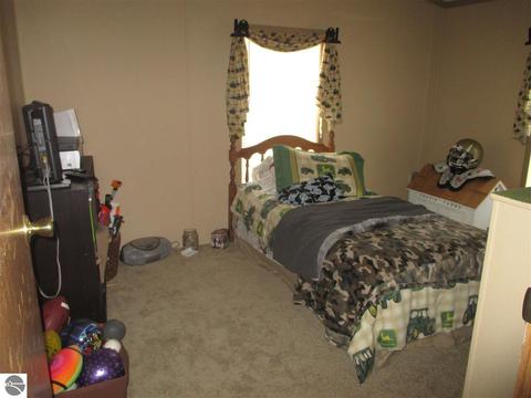 5566 W Brooks Rd, Shepherd, MI 48883 photo 15