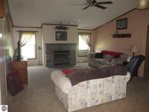 5566 W Brooks Rd, Shepherd, MI 48883 photo 8