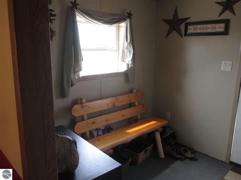 5566 W Brooks Rd, Shepherd, MI 48883 photo 6