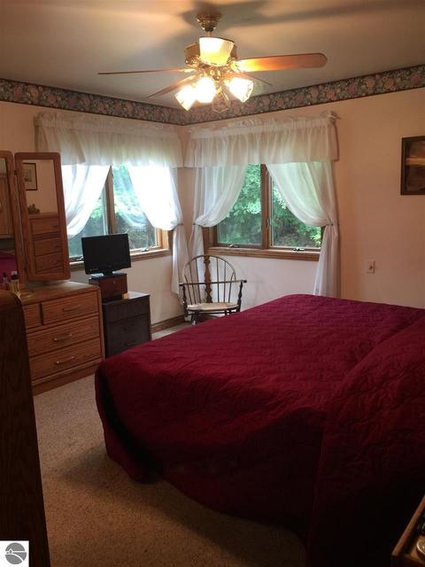 6883 E Harbor Dr, Elk Rapids, MI 49629 photo 15