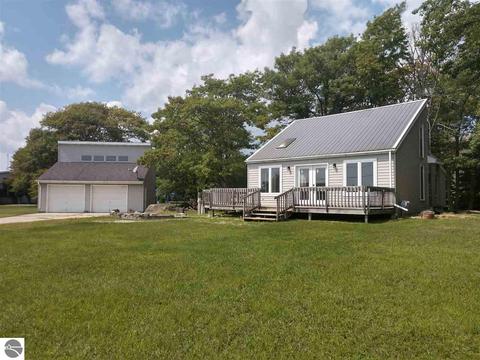 2465 Bay Ridge Dr, Au Gres, MI 48703 photo 1