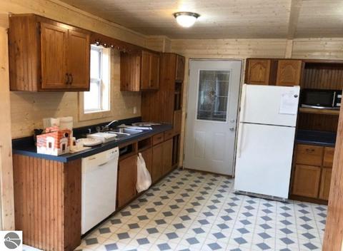 11510 E Stanton Rd, Sumner, MI 48889 photo 8