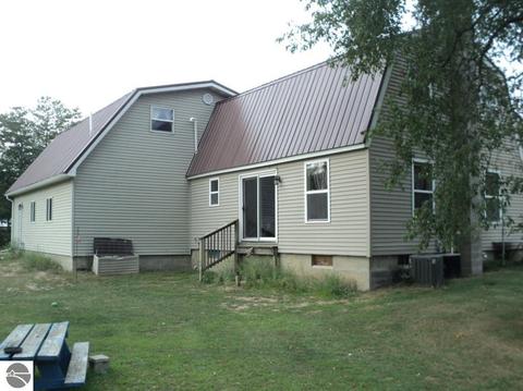 11510 E Stanton Rd, Sumner, MI 48889 photo 28