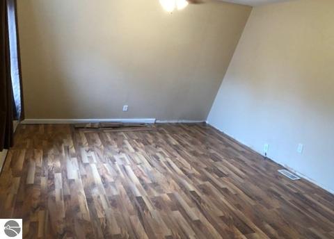 11510 E Stanton Rd, Sumner, MI 48889 photo 15