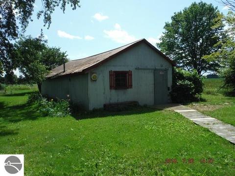 685 W Main St, Twining, MI 48766 photo 16