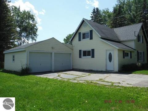 685 W Main St, Twining, MI 48766 photo 27