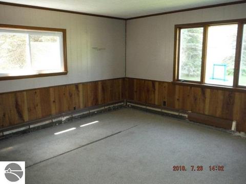 685 W Main St, Twining, MI 48766 photo 23