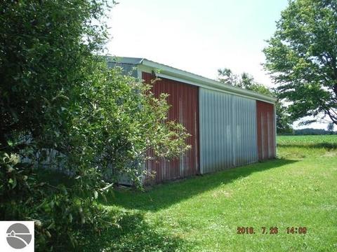 685 W Main St, Twining, MI 48766 photo 29