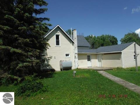 685 W Main St, Twining, MI 48766 photo 26